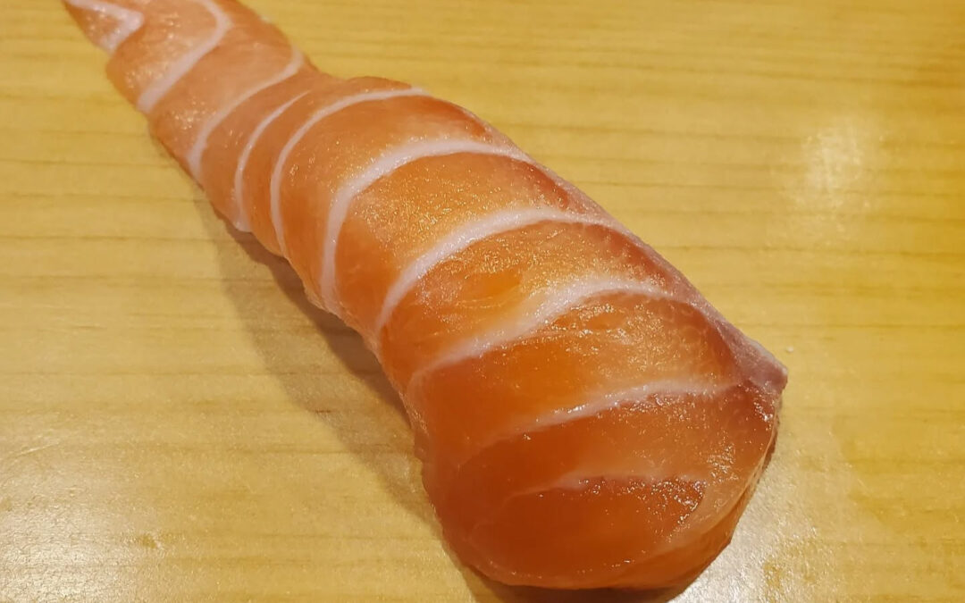 こんにちは!今日のおすすめは、豪華な紅トロです✨